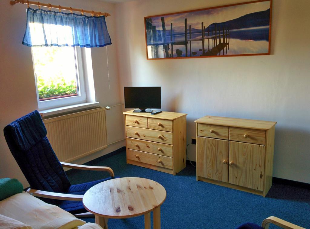 Hostinec U Pejska A Kocicky Mariánské Lázně Zimmer foto